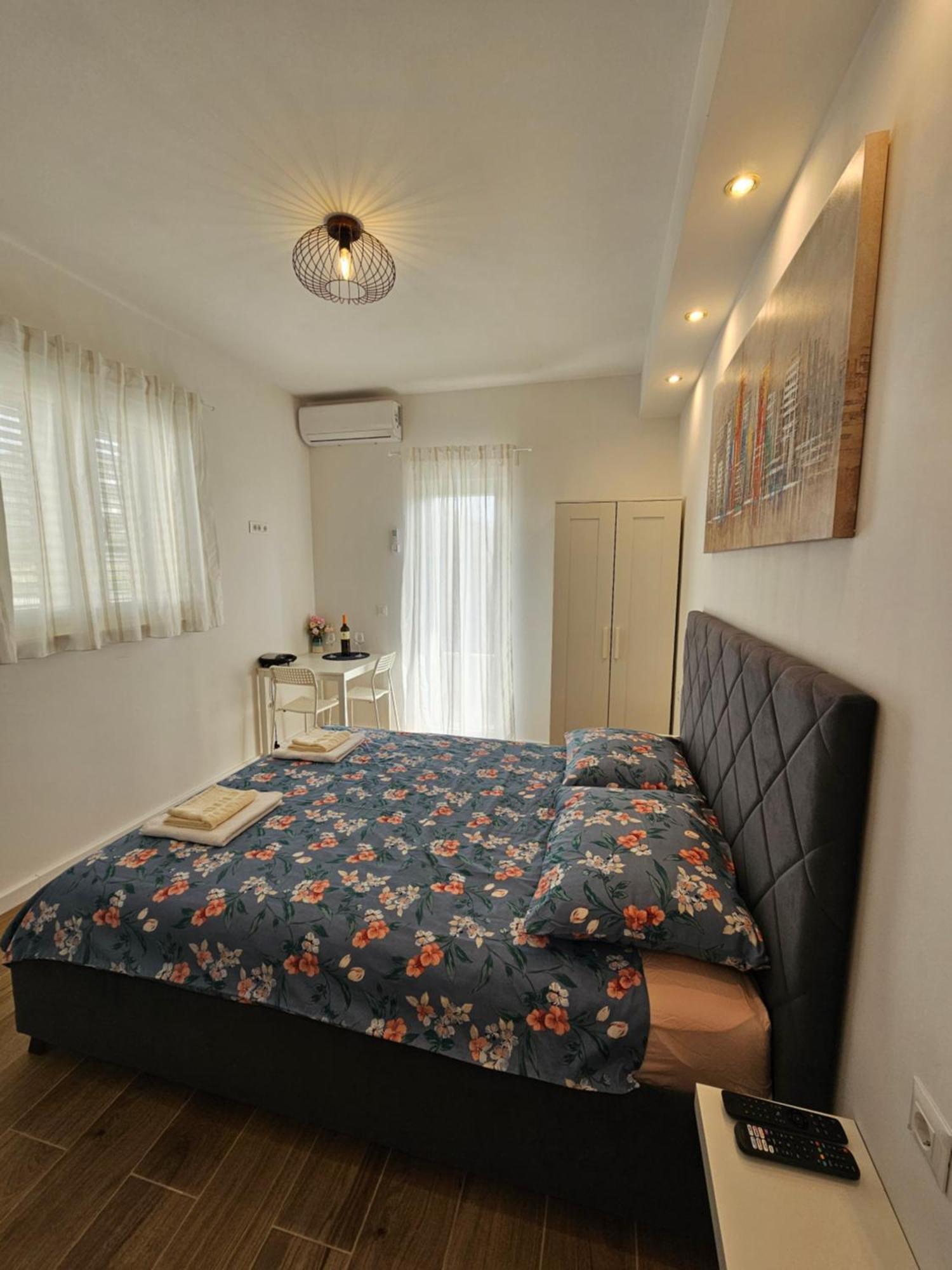 Room Ela 돈지세케트 외부 사진