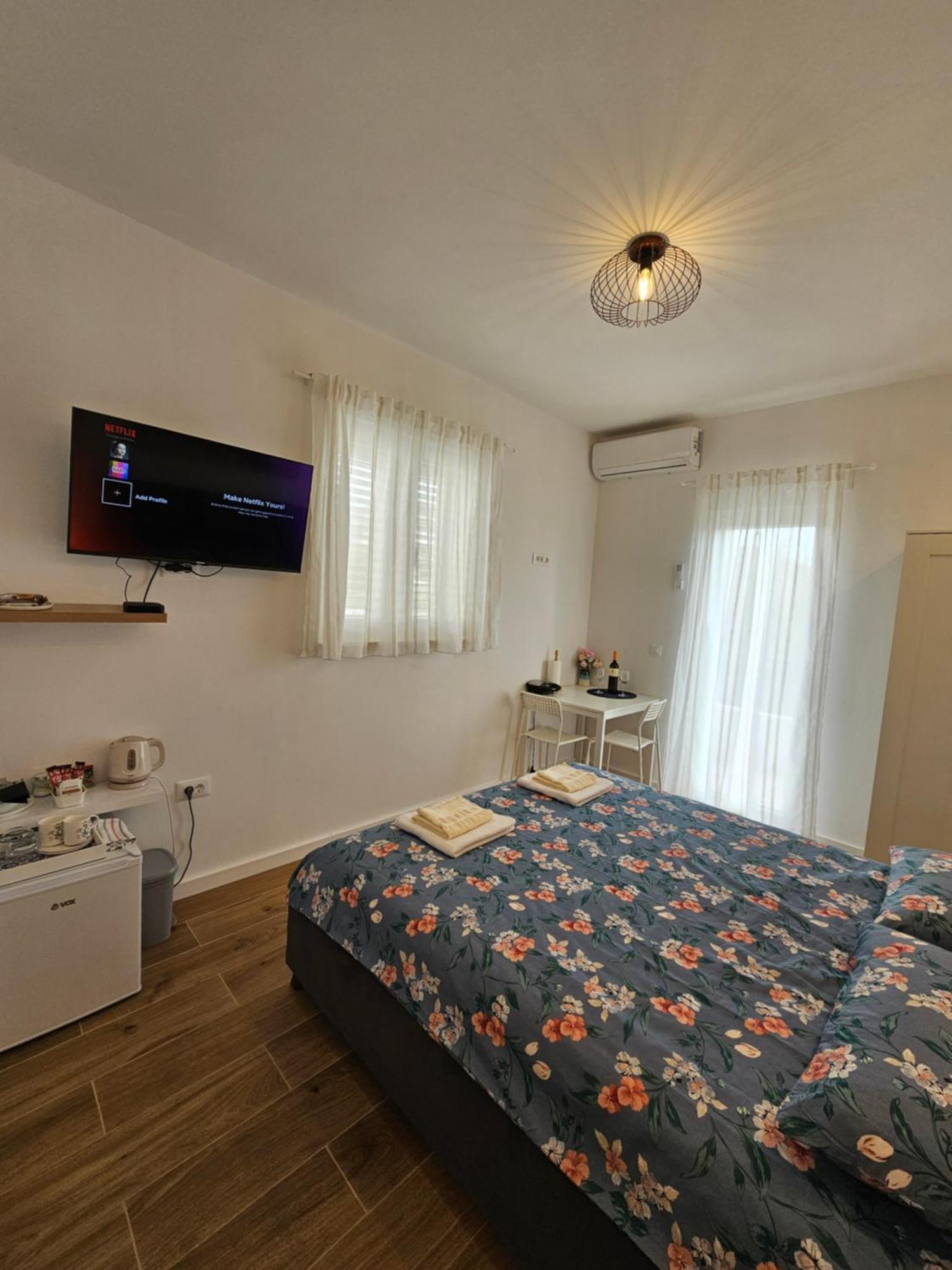 Room Ela 돈지세케트 외부 사진